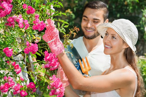 Garden waste sorting and recycling in Whetstone
